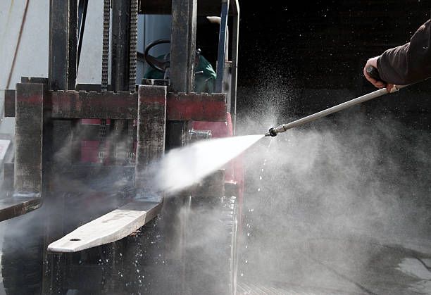 Best Residential Pressure Washing Services  in Mount Clemens, MI