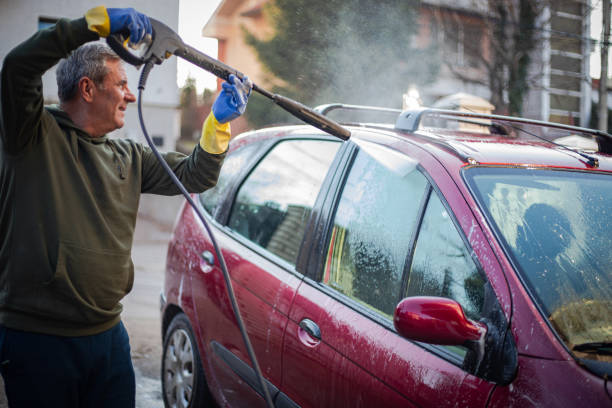Best Affordable Pressure Washing  in Mount Clemens, MI