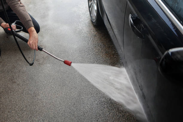 Best Roof Pressure Washing  in Mount Clemens, MI